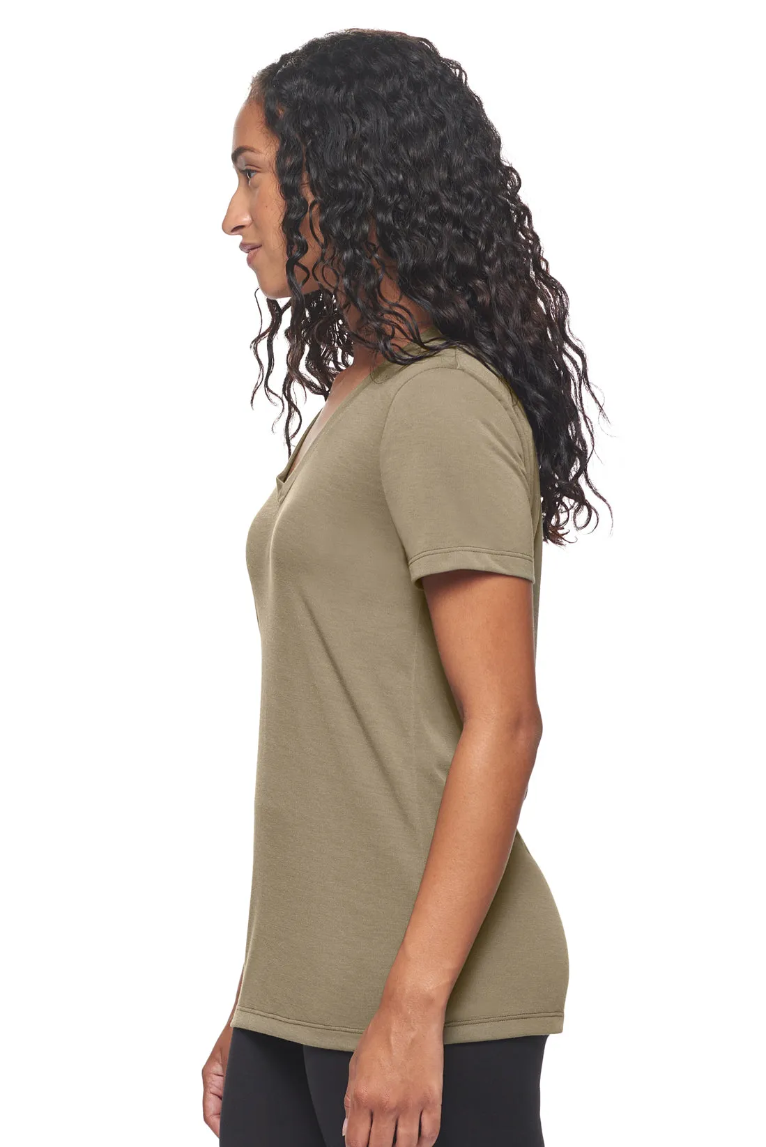 BE202 Siro™ V-Neck Tee