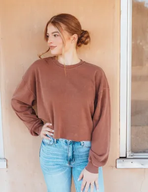 Chestnut Cropped Crewneck Sweatshirt with Raw Hem DZ24E409