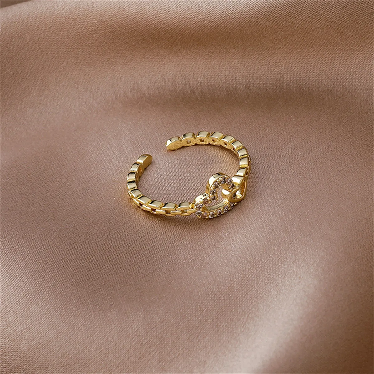 Cubic Zirconia & 18K Gold-Plated Pavé Interlocked Open Heart Chain Ring