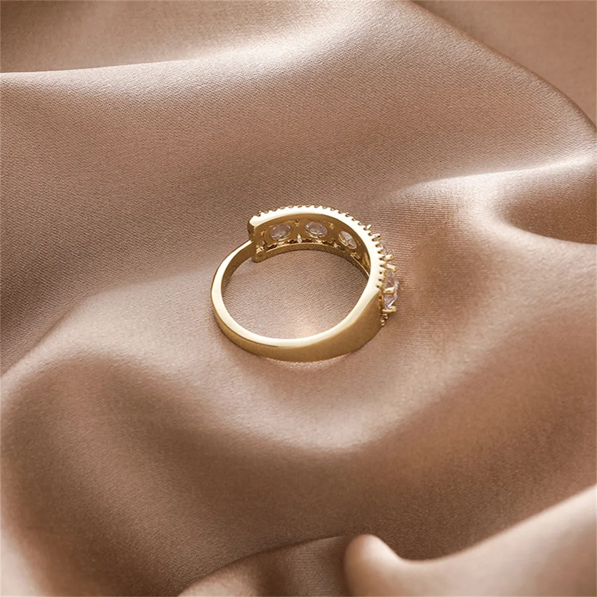 Cubic Zirconia & Crystal 18K Gold-Plated Round-Cut Channel Band Ring