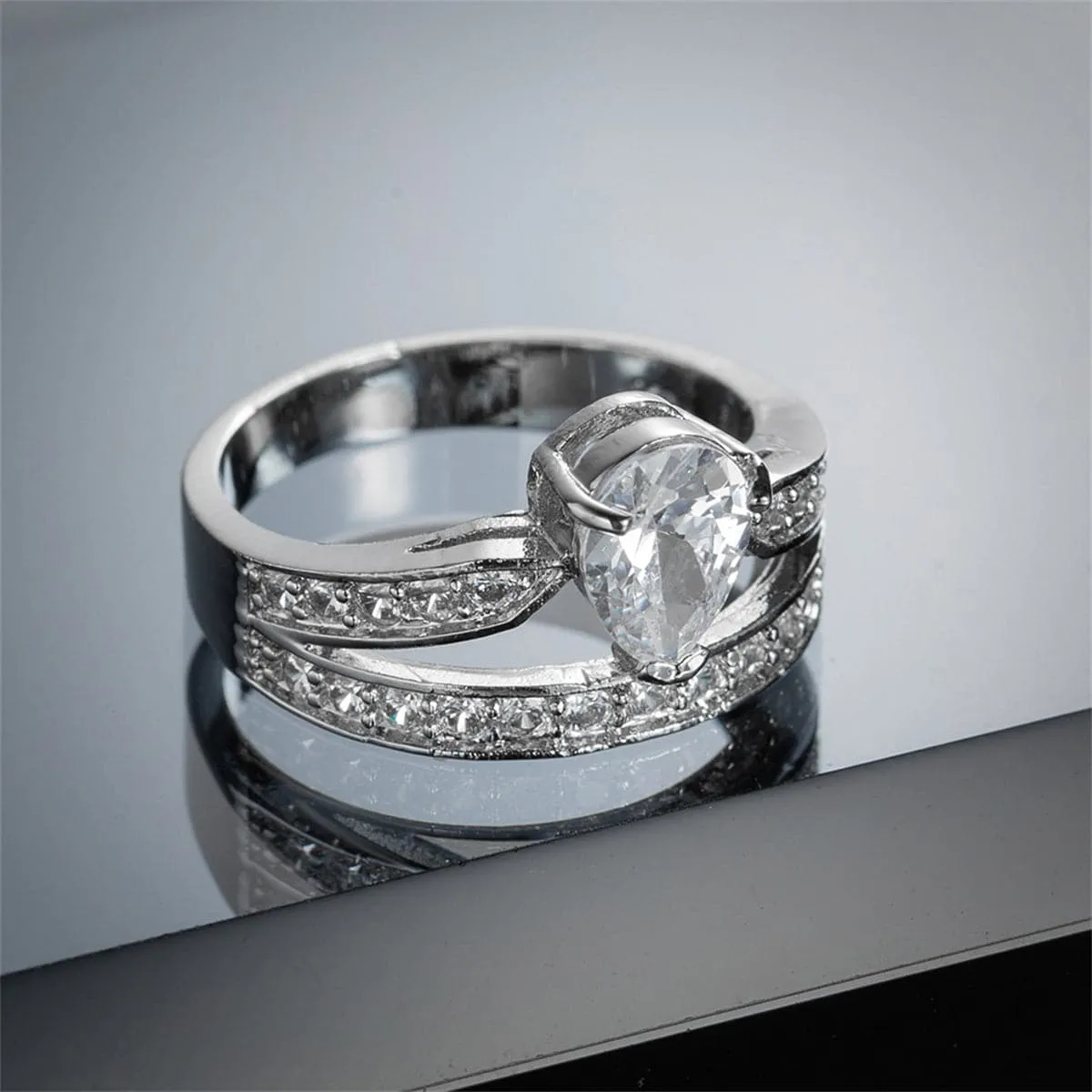 Cubic Zirconia & Crystal Silver-Plated Pear-Cut Drop-Band Ring