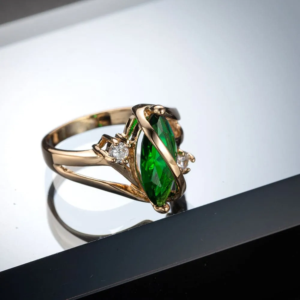 Green Crystal & Cubic Zirconia Oval Ring