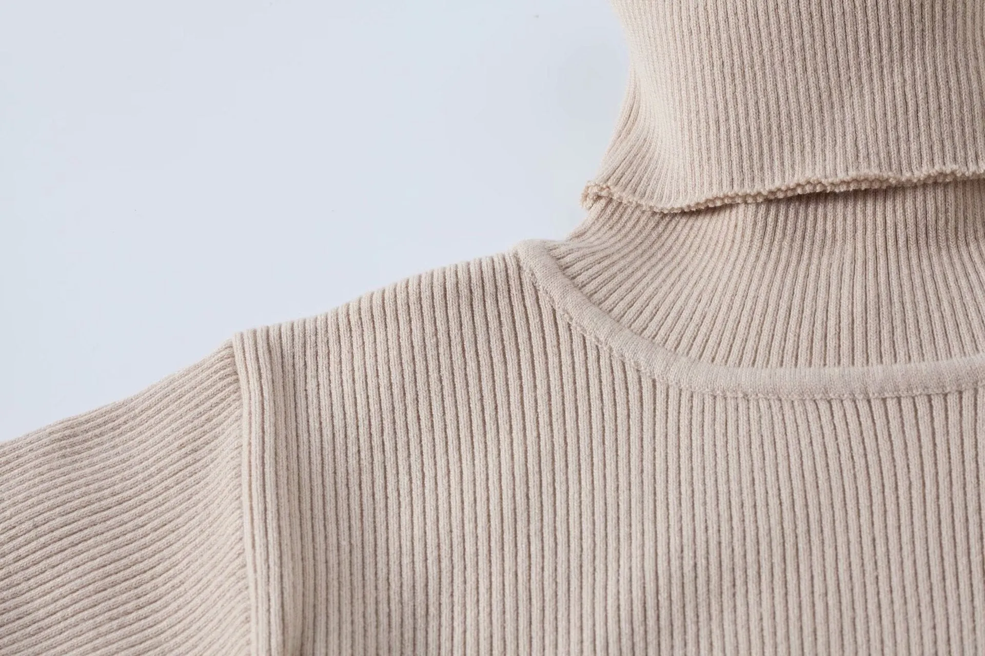 High-collared Lantern Sleeve Crop Tops Sweaters Red