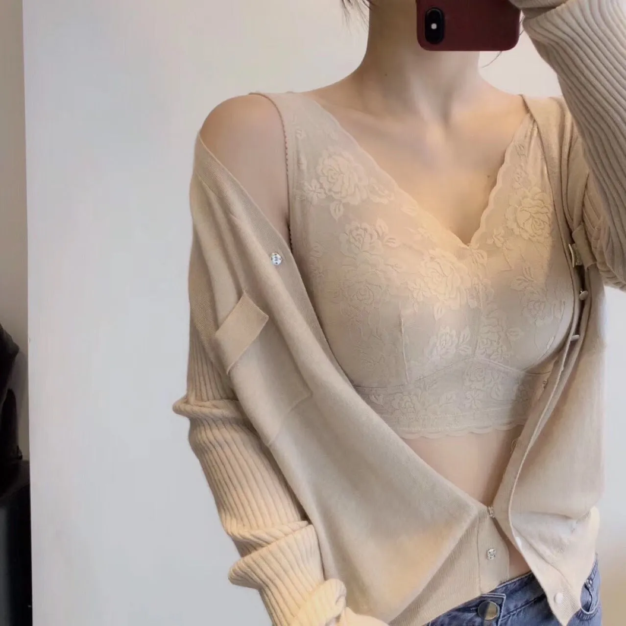 Lace V-neck Seamless Vest Bras