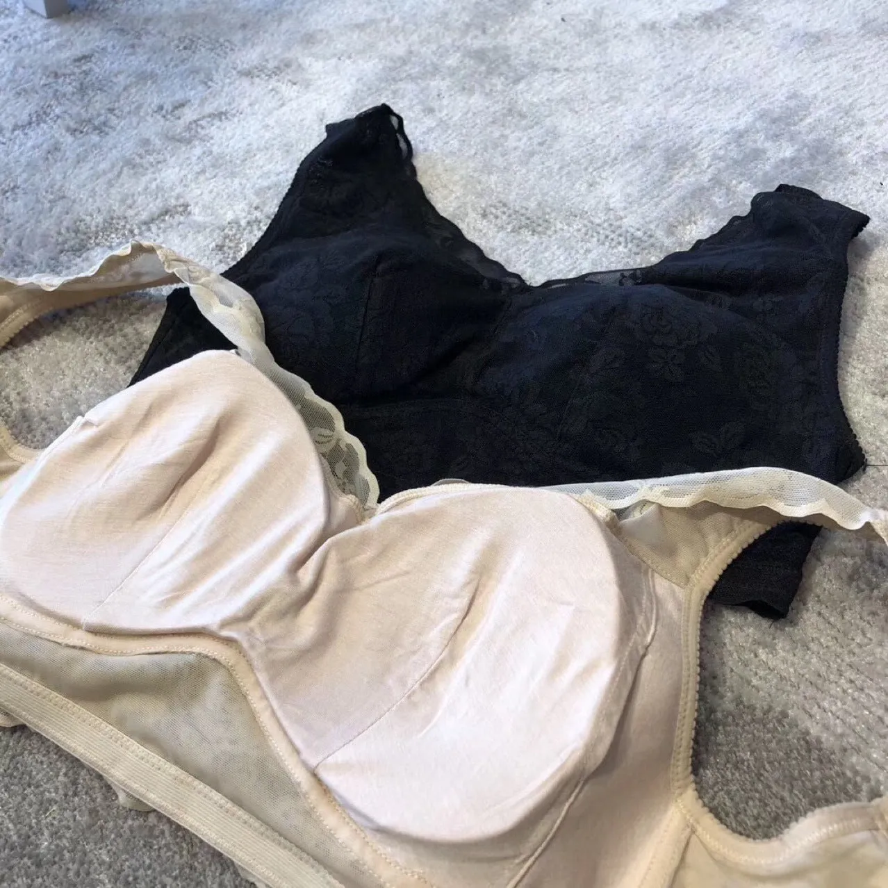 Lace V-neck Seamless Vest Bras