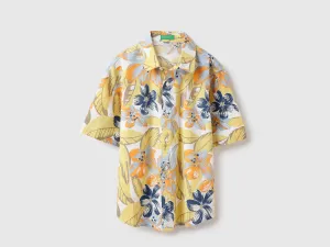 Regular Fit Spread Collar Seersucker Tropical Shirt