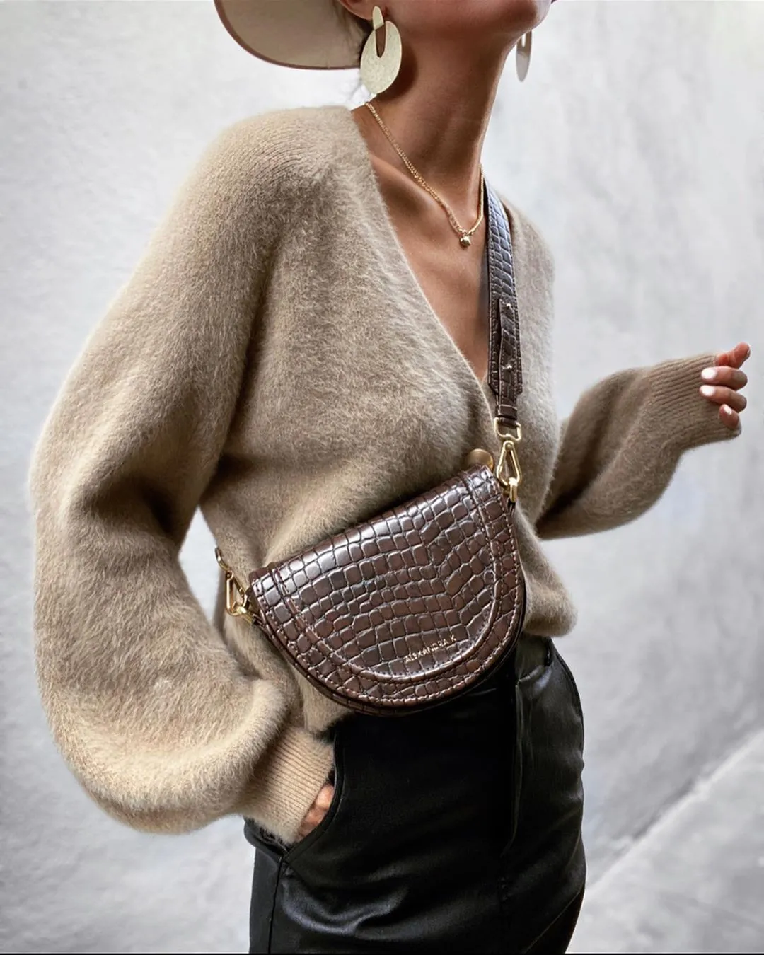Single-breasted Deep V-neck Puff Sleeve Knitting Cardigan