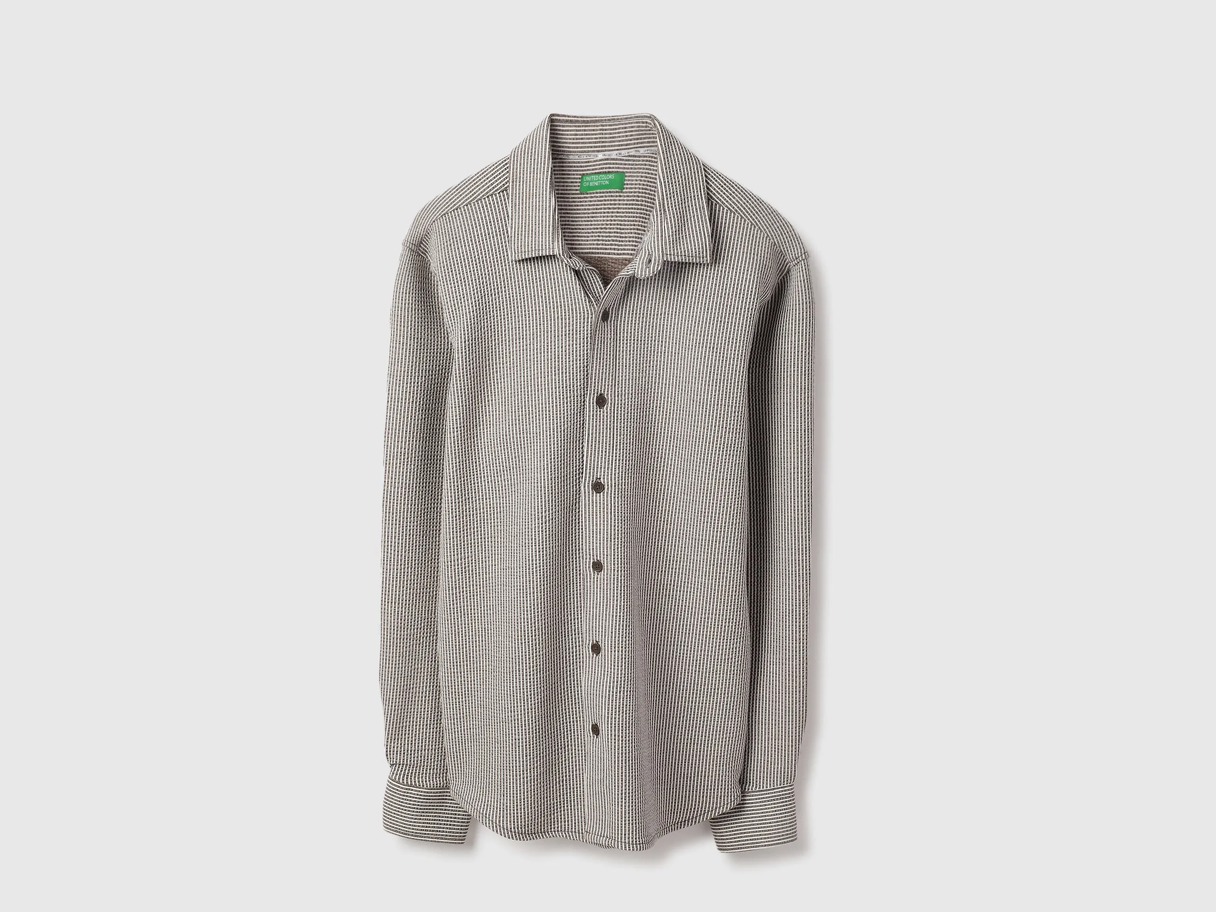 Slim Fit Spread Collar Seersucker Stripes Shirt