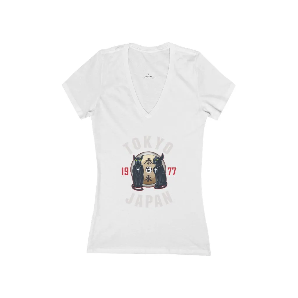 Tom and Jerry - Women's V-Neck Tee