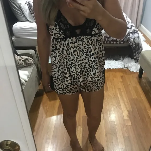 Victoria Secret pajama baby doll set small leopard