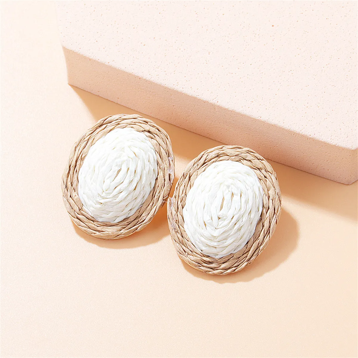 White & Beige Raffia Oval Stud Earrings